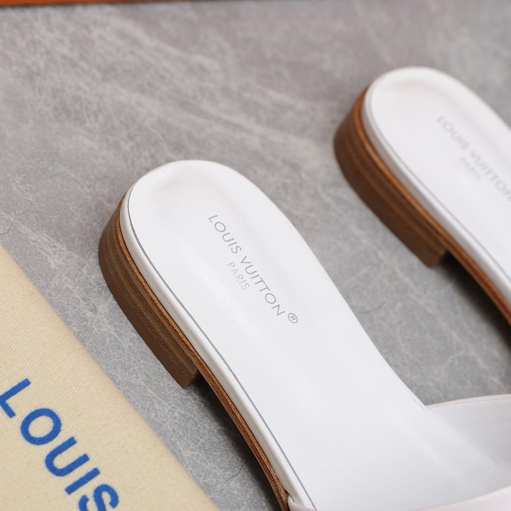 Leather Flat Slippers